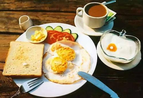 吃瓜吃饼文案搞笑图片,笑料横生的吃瓜吃饼搞笑瞬间